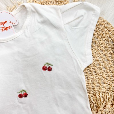 Conj. Blusa Cerejinhas de Paetê e Short - Off White e Vermelho 